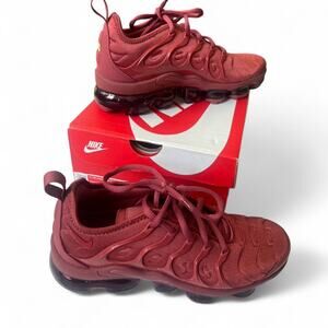 Nike Red Athletic Shoes with VaporMax Plus Design‎